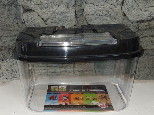 Deluxe Plastic Aquarium